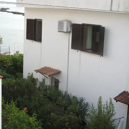 Sul Mare + Terrazzo Con Discesa Su Spiaggia Con Piscine Scogli Naturali Belvedere Marittimo