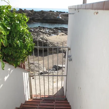 Sul Mare + Terrazzo Con Discesa Su Spiaggia Con Piscine Scogli Naturali וילה