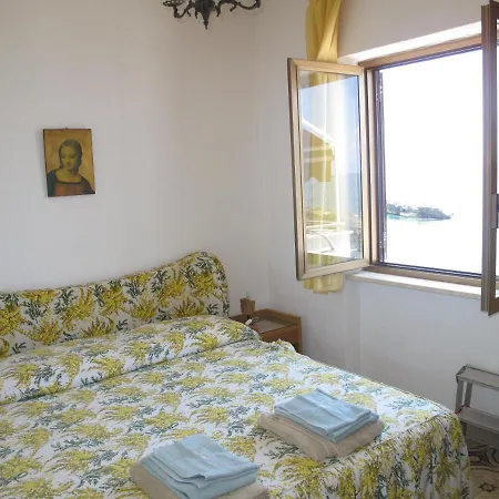 Sul Mare + Terrazzo Con Discesa Su Spiaggia Con Piscine Scogli Naturali Villa